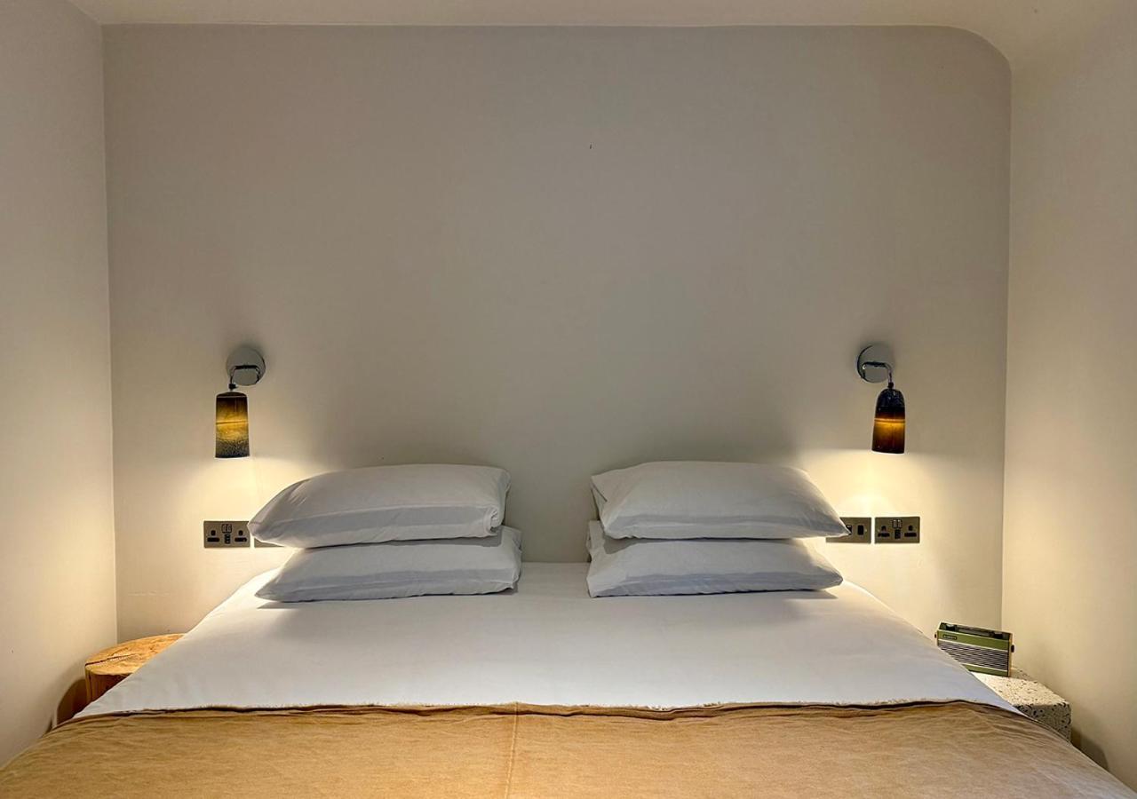 Hotel The Ridings At Theobalds Park Goff's Oak Esterno foto