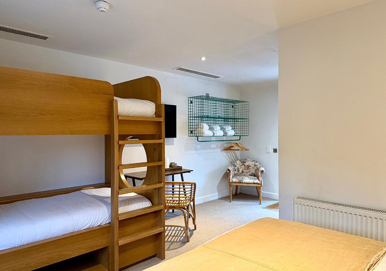 Hotel The Ridings At Theobalds Park Goff's Oak Esterno foto